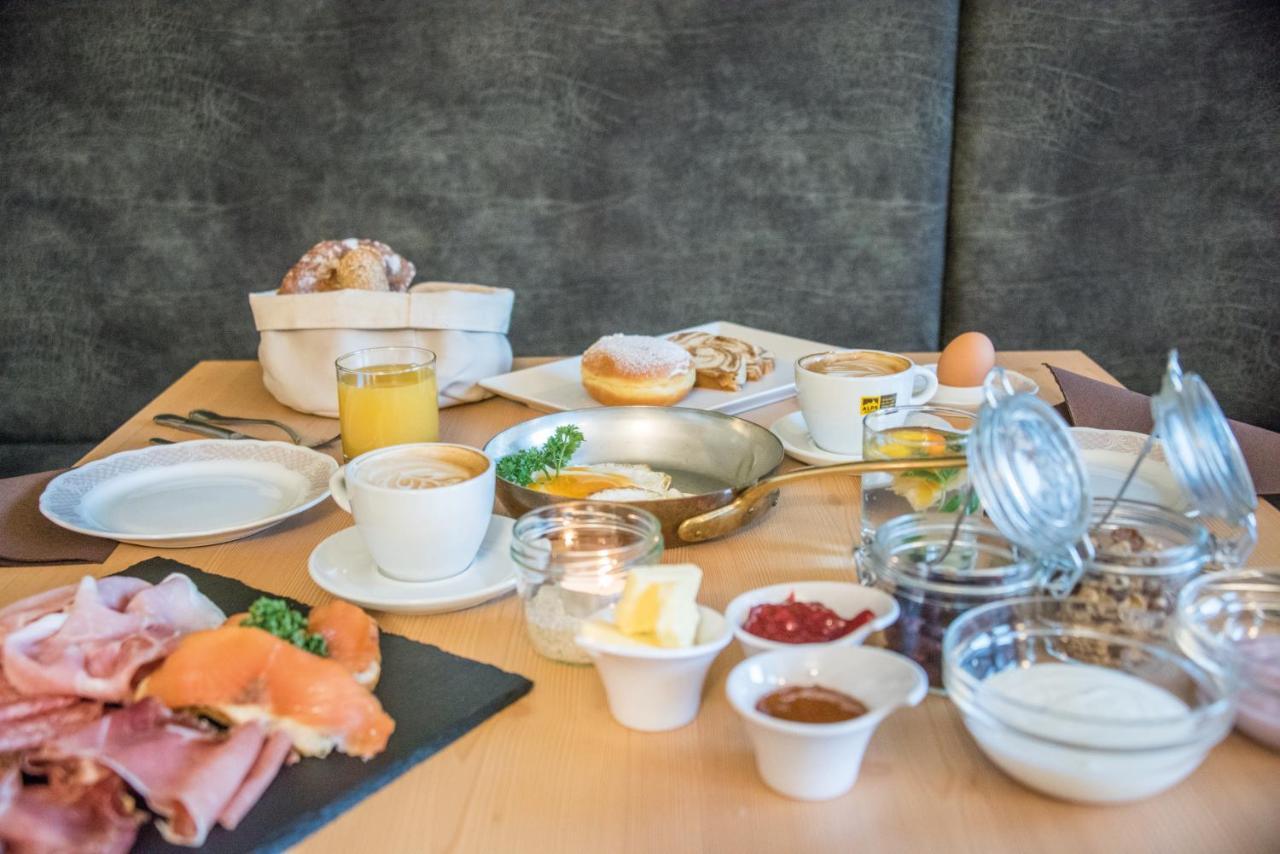 Apparthotel Feldhof - Living And Bistro โนวาโปเนนเต ภายนอก รูปภาพ