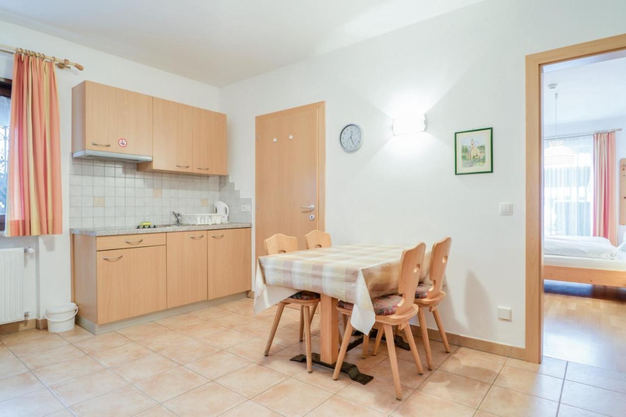 Apparthotel Feldhof - Living And Bistro โนวาโปเนนเต ภายนอก รูปภาพ